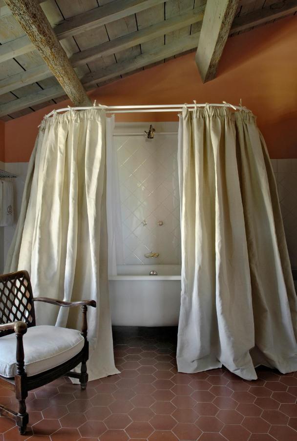 Le Mas De Peint - Hotel Et Restaurant Arles Bagian luar foto